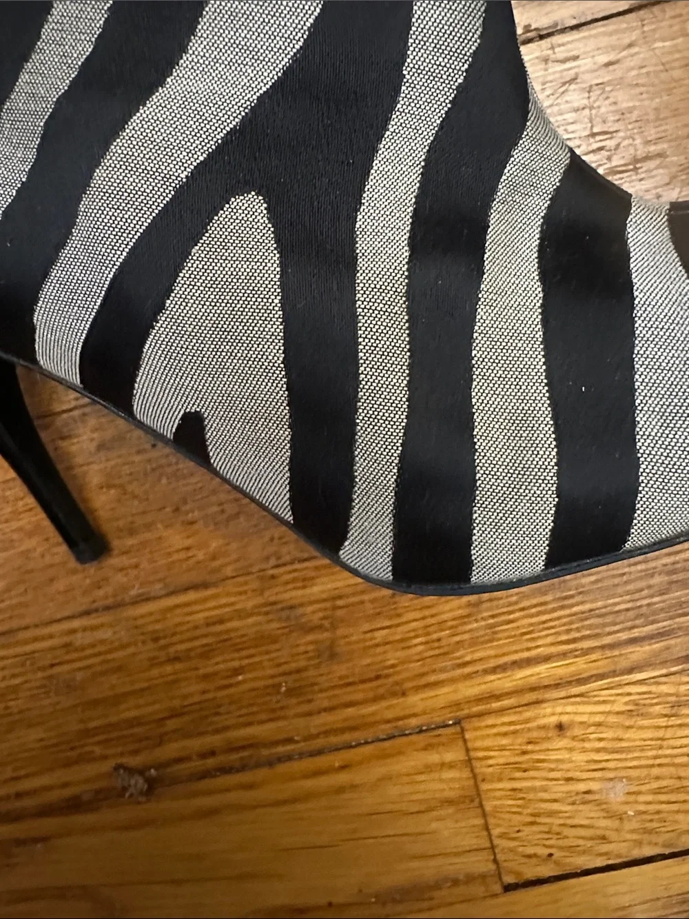 Stella McCartney Zebra-Print Ankle Booties Black/Gray-Silver Size 40UK 9.5US